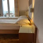 Krone Hotel *