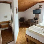 Krone Hotel *