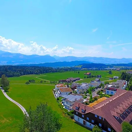 Krone Hotel *