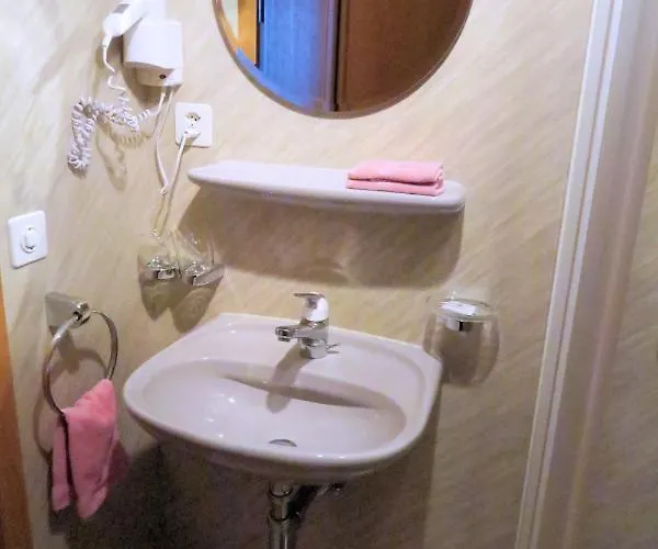 فندق Krone Sankt Gallenkappel